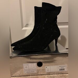 Azalea Wang Black Nerola Pointed Toe Bootie